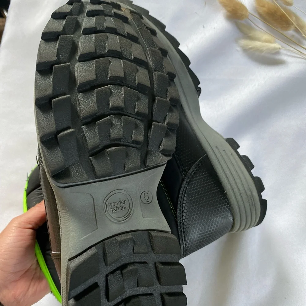 wonder nation size 6 boots winter black green